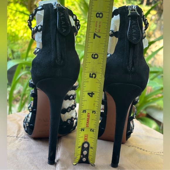 Alaia editions studded laser-cut leather & suede sandal heels bootie - Picture 5 of 6